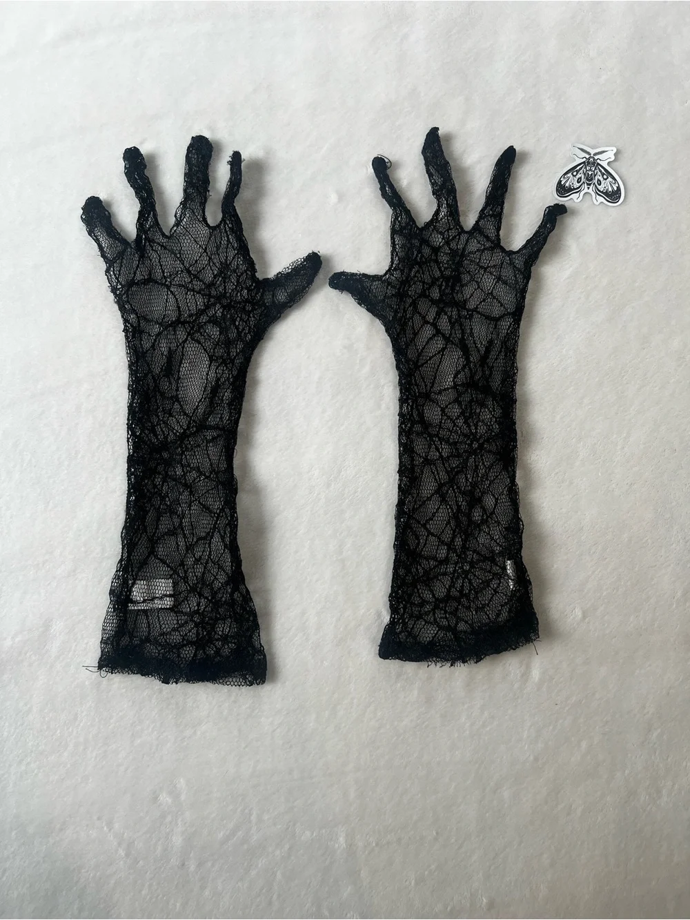 Black Web-like Lace Gloves